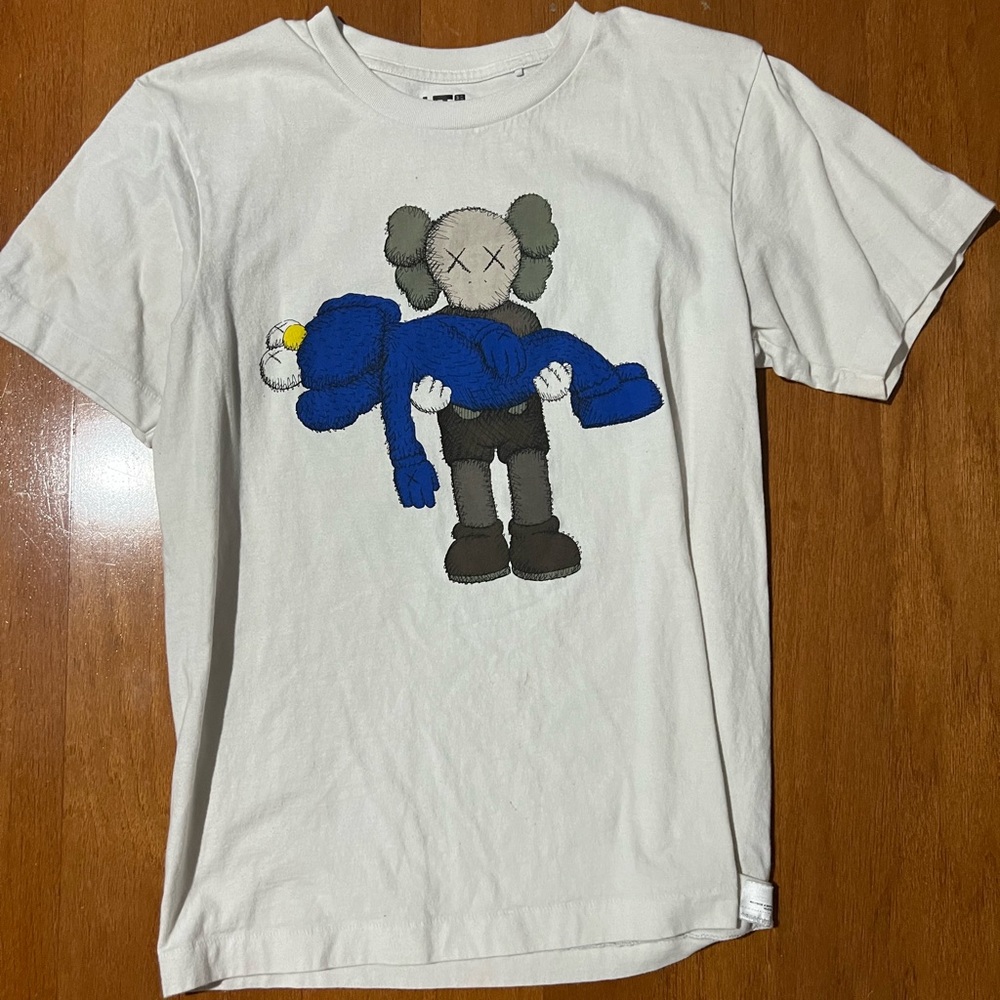 Kaws shirt